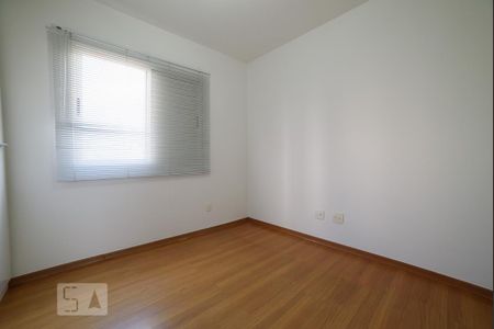 Apartamento à venda com 106m², 3 quartos e 2 vagasQuarto 2
