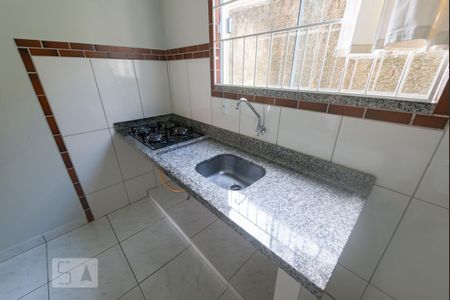 Sala e Cozinha e Área de Serviço de apartamento para alugar com 1 quarto, 35m² em Capoeiras, Florianópolis