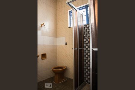 Banheiro de casa para alugar com 2 quartos, 80m² em Jardim Itangua, Sorocaba