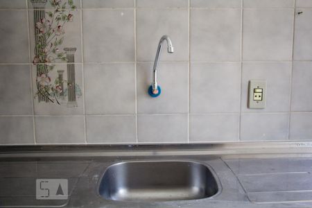 Casa para alugar com 80m², 2 quartos e 1 vaga Casa para alugar com 80m², 2 quartos e 1 vagaDetalhe cozinha