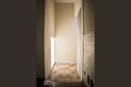 Casa para alugar com 80m², 2 quartos e 1 vaga Casa para alugar com 80m², 2 quartos e 1 vagaCorredor