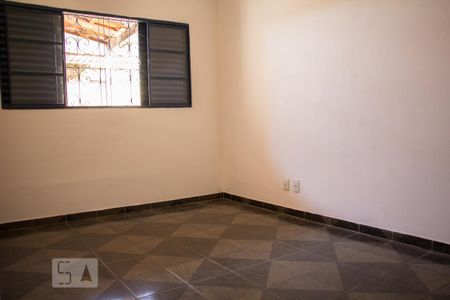 Suíte de casa para alugar com 2 quartos, 80m² em Jardim Itangua, Sorocaba
