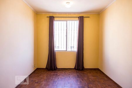 Sala de apartamento para alugar com 2 quartos, 57m² em Carlos Prates, Belo Horizonte