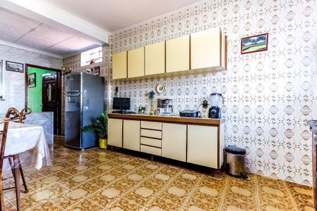 Casa à venda com 188m², 7 quartos e 2 vagas Casa à venda com 188m², 7 quartos e 2 vagasCozinha