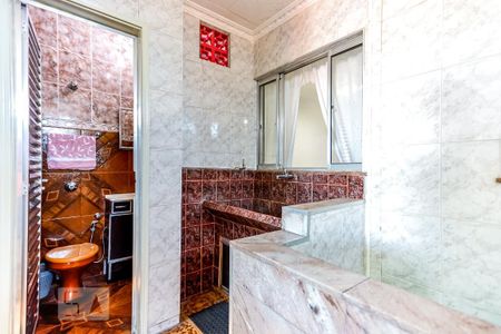 Casa à venda com 188m², 7 quartos e 2 vagas Casa à venda com 188m², 7 quartos e 2 vagasÁrea de Serviço