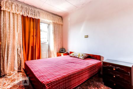 Casa à venda com 188m², 7 quartos e 2 vagas Casa à venda com 188m², 7 quartos e 2 vagasQuarto 1