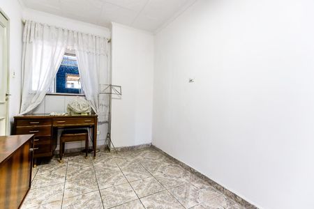Casa à venda com 188m², 7 quartos e 2 vagas Casa à venda com 188m², 7 quartos e 2 vagasQuarto 2