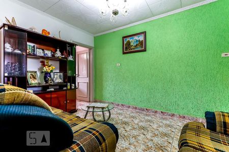 Casa à venda com 188m², 7 quartos e 2 vagas Casa à venda com 188m², 7 quartos e 2 vagasSala