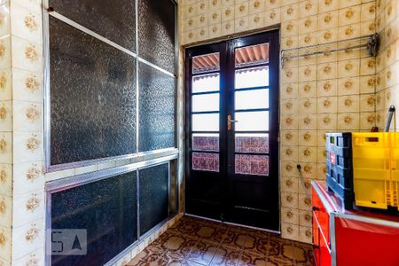 Casa à venda com 188m², 7 quartos e 2 vagas Casa à venda com 188m², 7 quartos e 2 vagasÁrea de Serviço