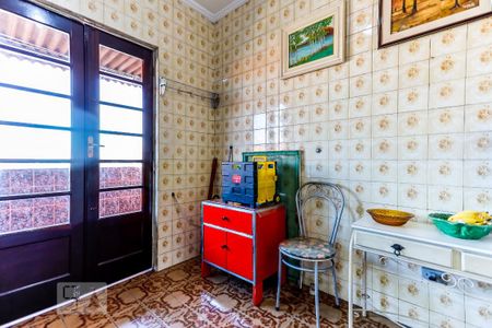 Casa à venda com 188m², 7 quartos e 2 vagas Casa à venda com 188m², 7 quartos e 2 vagasÁrea de Serviço