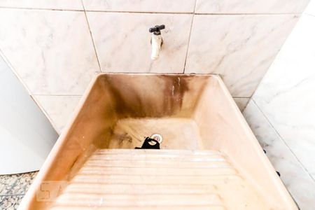 Casa à venda com 188m², 7 quartos e 2 vagas Casa à venda com 188m², 7 quartos e 2 vagasÁrea de Serviço Casa 5