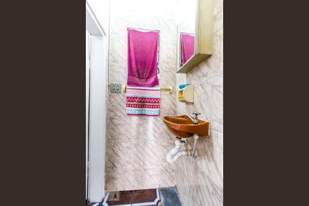 Casa à venda com 188m², 7 quartos e 2 vagas Casa à venda com 188m², 7 quartos e 2 vagasBanheiro da Garagem