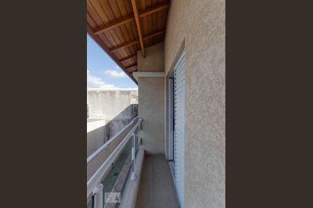 Casa de condomínio à venda com 79m², 2 quartos e 2 vagasSacada Suíte 1