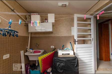 Casa de condomínio à venda com 79m², 2 quartos e 2 vagasÁrea de Serviço