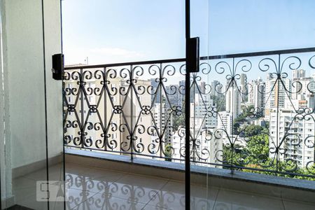 Varanda da Sala de apartamento à venda com 3 quartos, 155m² em Vila Suzana, São Paulo