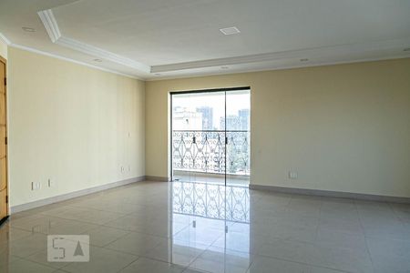 Sala de apartamento à venda com 3 quartos, 155m² em Vila Suzana, São Paulo