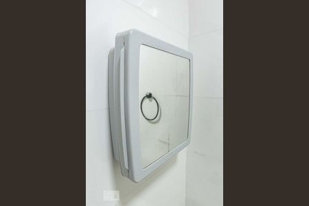 Banheiro de apartamento para alugar com 1 quarto, 25m² em Menino Deus, Porto Alegre