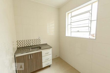 Cozinha de apartamento para alugar com 1 quarto, 25m² em Menino Deus, Porto Alegre