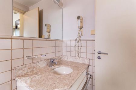 Studio para alugar com 30m², 1 quarto e 1 vaga Studio para alugar com 30m², 1 quarto e 1 vagaBanheiro