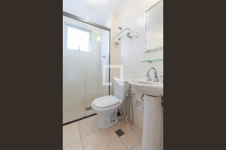 Banheiro de apartamento para alugar com 1 quarto, 45m² em Pinheiros, São Paulo