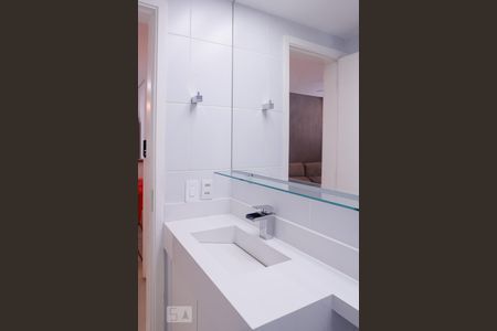 Apartamento à venda com 33m², 1 quarto e sem vagaBanheiro