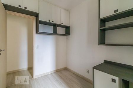 Escritório de apartamento à venda com 3 quartos, 85m² em Jardim Tupanci, Barueri