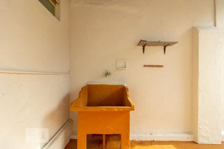 Casa para alugar com 26m², 1 quarto e sem vaga Casa para alugar com 26m², 1 quarto e sem vagaÁrea Externa