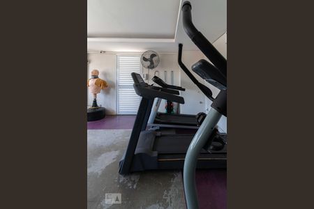 Studio para alugar com 32m², 1 quarto e sem vaga Studio para alugar com 32m², 1 quarto e sem vagaÁrea Comum - Academia