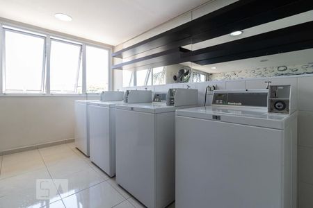 Studio para alugar com 32m², 1 quarto e sem vaga Studio para alugar com 32m², 1 quarto e sem vagaÁrea Comum - Lavanderia