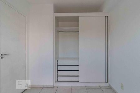 Studio para alugar com 32m², 1 quarto e sem vaga Studio para alugar com 32m², 1 quarto e sem vagaQuarto