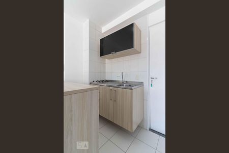 Studio para alugar com 32m², 1 quarto e sem vaga Studio para alugar com 32m², 1 quarto e sem vagaCozinha