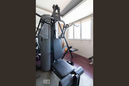 Studio para alugar com 32m², 1 quarto e sem vaga Studio para alugar com 32m², 1 quarto e sem vagaÁrea Comum - Academia