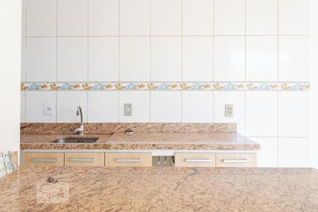 Cozinha de apartamento para alugar com 2 quartos, 40m² em Centro, Canoas