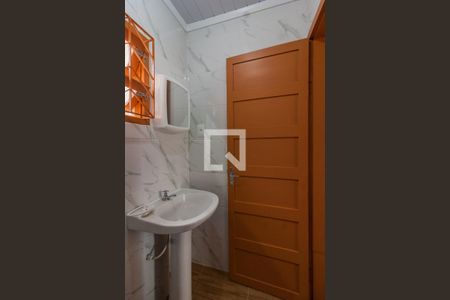 Casa para alugar com 96m², 3 quartos e 1 vaga Casa para alugar com 96m², 3 quartos e 1 vagaBanheiro