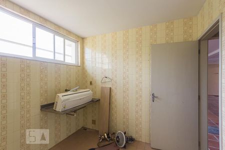 Casa à venda com 550m², 4 quartos e 9 vagasLavanderia 2 - Garagem