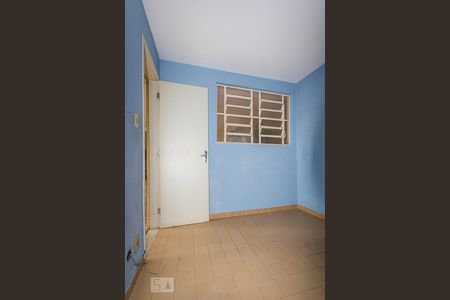 Casa à venda com 550m², 4 quartos e 9 vagasQuarto de Serviço - Garagem