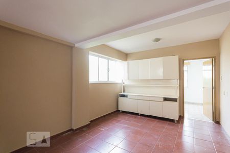 Casa à venda com 550m², 4 quartos e 9 vagasGaragem