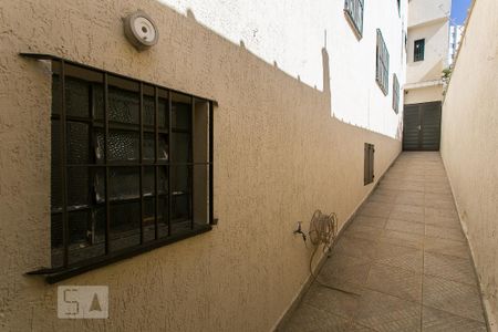 Casa para alugar com 280m², 4 quartos e 2 vagasCorredor