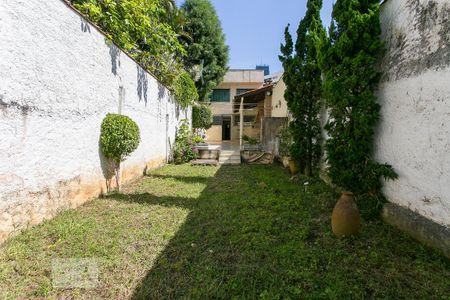 Casa para alugar com 280m², 4 quartos e 2 vagasJardim