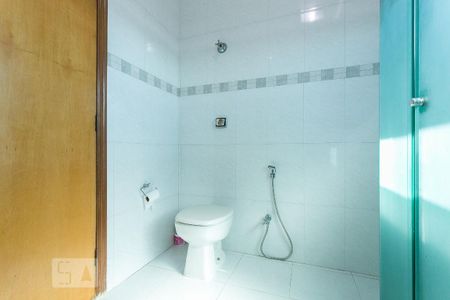 Casa para alugar com 280m², 4 quartos e 2 vagasBanheiro Social