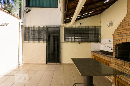 Casa para alugar com 280m², 4 quartos e 2 vagasChurrasqueira