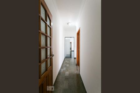 Casa para alugar com 280m², 4 quartos e 2 vagasCorredor