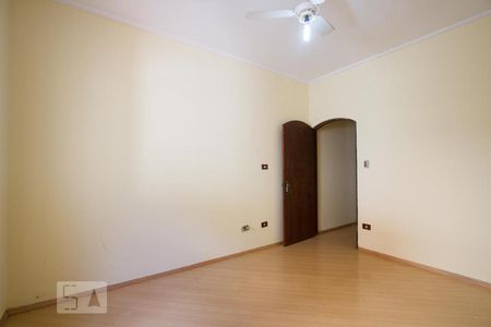 Quarto de casa para alugar com 2 quartos, 125m² em Chácara Santo Antônio (zona Sul), São Paulo