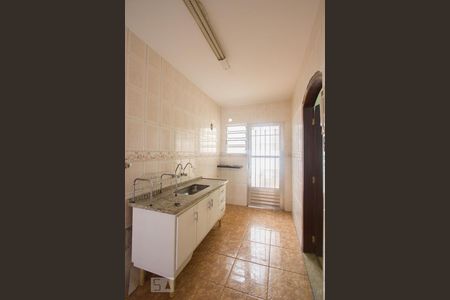 Cozinha de casa para alugar com 2 quartos, 125m² em Chácara Santo Antônio (zona Sul), São Paulo