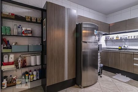 Casa à venda com 120m², 4 quartos e 2 vagasCozinha