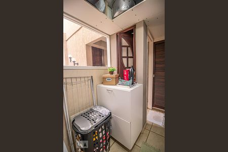 Casa à venda com 120m², 4 quartos e 2 vagasLavanderia