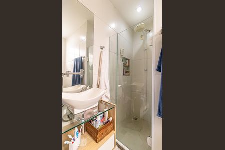 Casa à venda com 120m², 4 quartos e 2 vagasBanheiro da Suíte