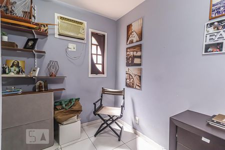 Casa à venda com 120m², 4 quartos e 2 vagasQuarto 4 - Reversível