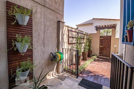 Casa à venda com 120m², 4 quartos e 2 vagasEspaço Externo