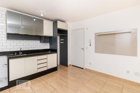 Sala e Cozinha de apartamento para alugar com 1 quarto, 35m² em Vila Nova Carolina, São Paulo